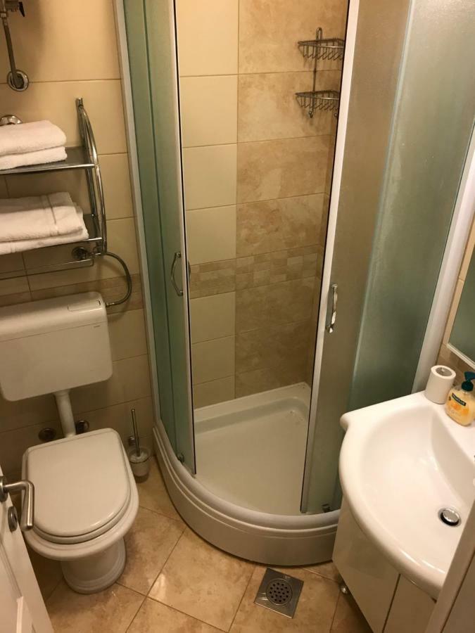 Apartman Dvor 马卡尔斯卡 外观 照片
